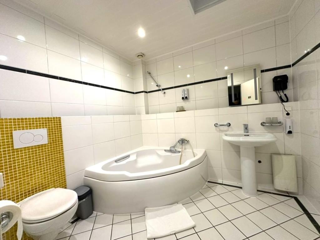 Hotel Destille Dormagen Zimmer foto