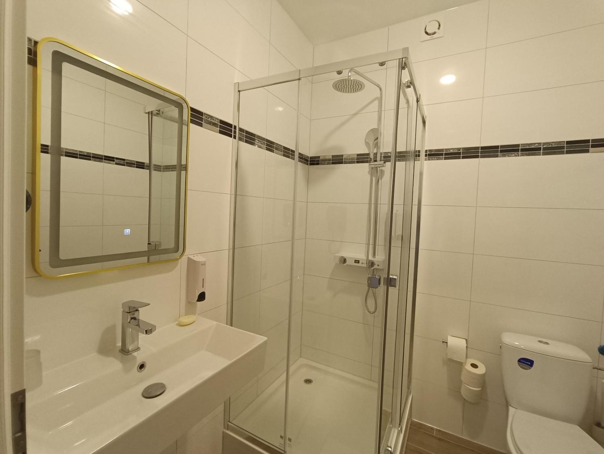 Hotel Destille Dormagen Zimmer foto