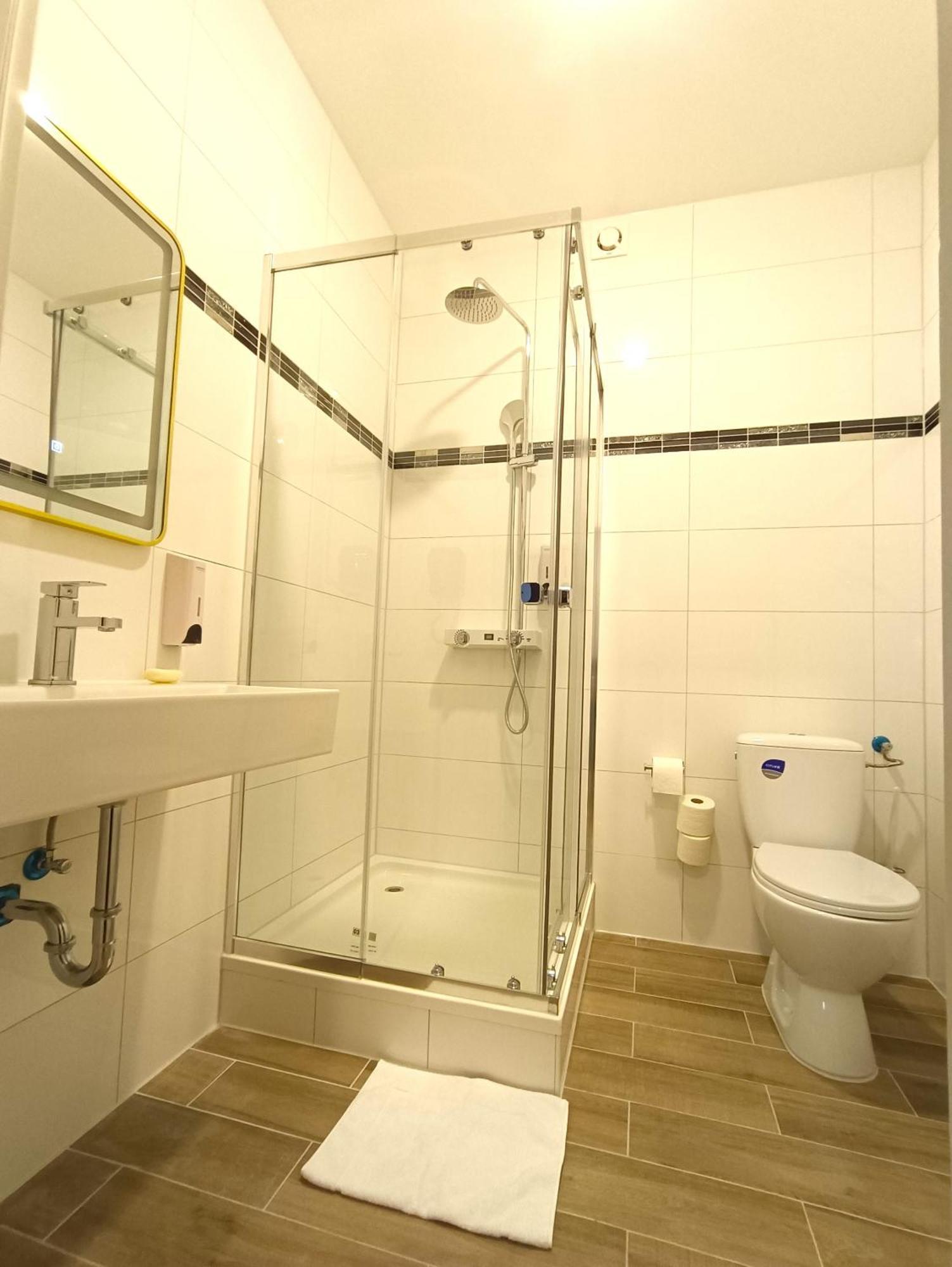 Hotel Destille Dormagen Zimmer foto
