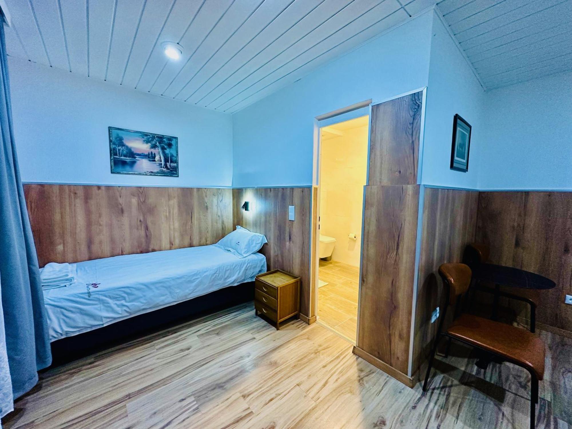 Hotel Destille Dormagen Zimmer foto
