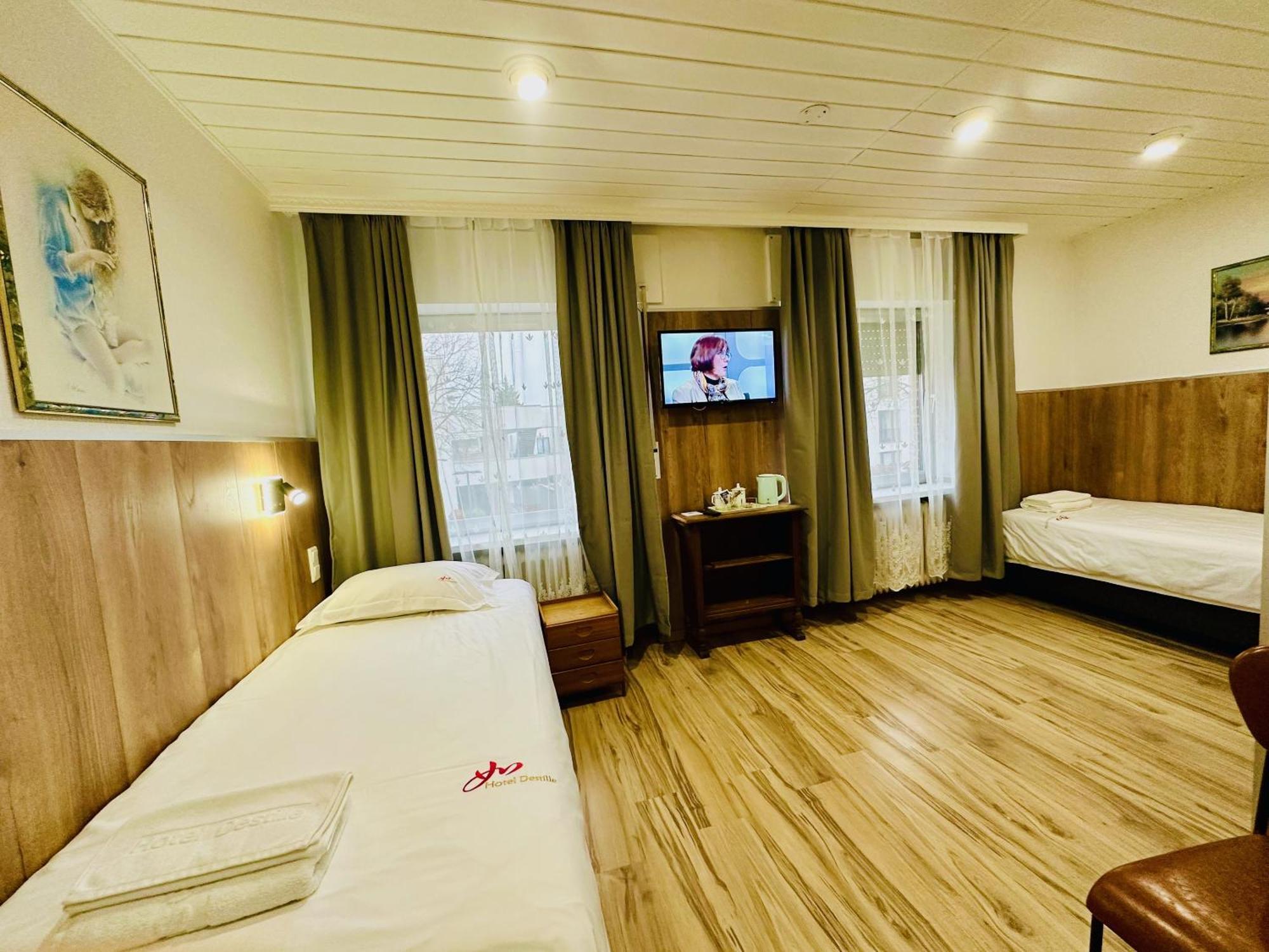 Hotel Destille Dormagen Zimmer foto